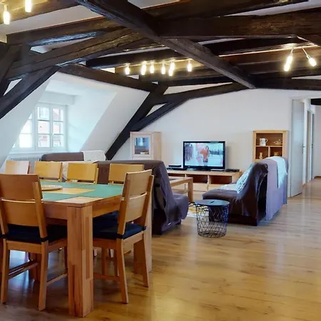 Aux Bijoux De - Le Saphir - 1 Parking Gratuit