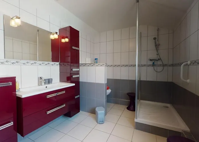 Aux Bijoux De - Le Saphir - 1 Parking Gratuit Colmar